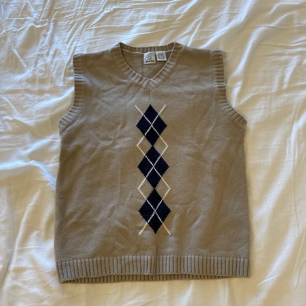 Classic V-Neck Argyle Sweater Vest - Tan and Black